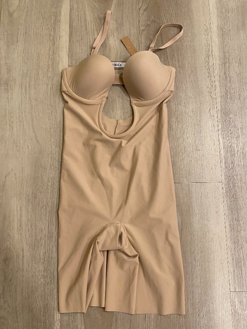 SKIMS Deep Plunge Mid Thigh Bodysuit XS Clay Nude Seamless Shapewear NWT